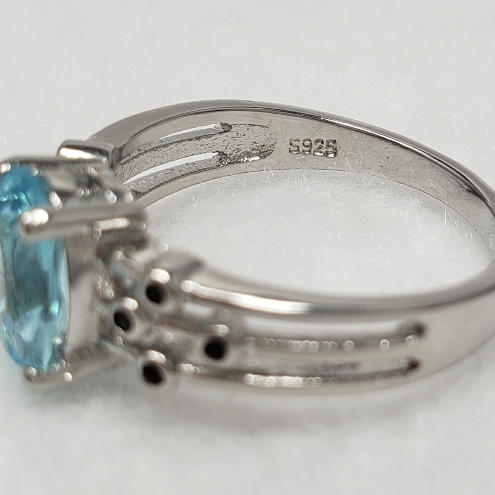 Topaz And Bezel Set Spinel Ring - Picture 6 of 8